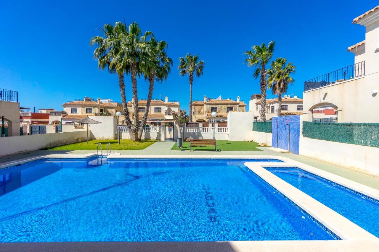 Fh Mediterraneo Torrevieja Exterior foto